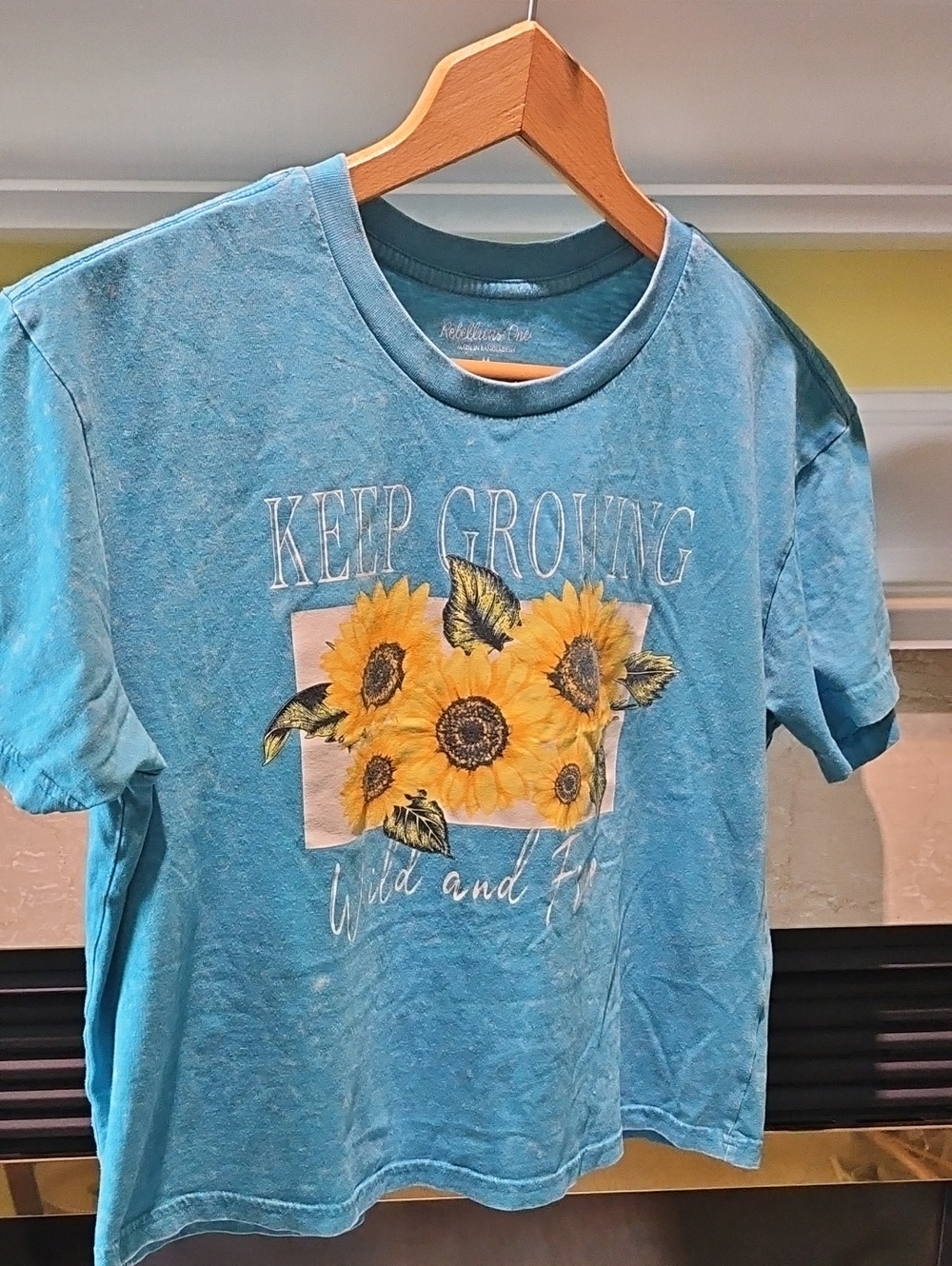 Rebellious One Cropped T-Shirt Size Med
